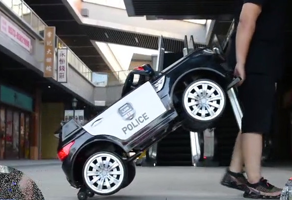POLICE CAR